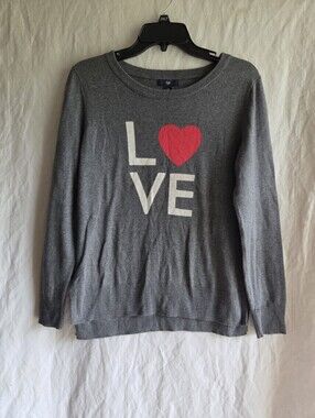 Gap Roundneck Sweater Womens S 100% Cotton Gray Love Heart Graphic Minimalist